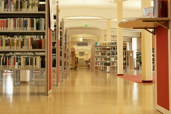 Stadtbibliothek, Foto: Ulrike Schöll, Lizenz: Ulrike Schöll