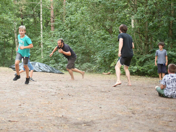 Sommercamp spielende Kinder.jpg, Foto: Lydia Wawerek, Lizenz: Lydia Wawerek