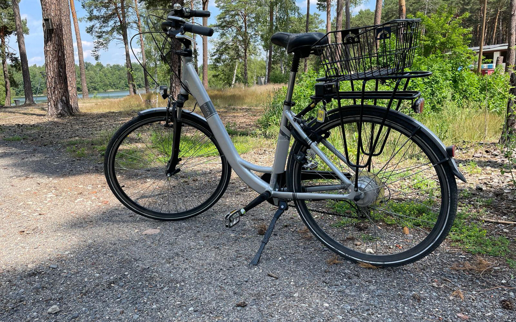 Oldstlyefahrrad mit Korb, tiefer Einstieg, Foto: Steffen Krautz, Lizenz: Steffen Krautz