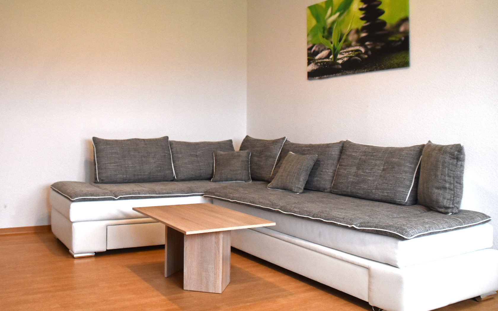 Wohnzimmer mit Funktionssofa, Foto: Kerstin Geilich , Lizenz: MuT
