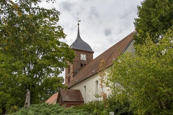 Dorfkirche Atterwasch, Foto: ScottyScout